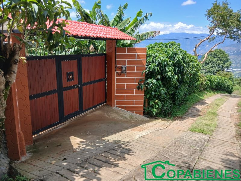 Casa-Finca en Venta en Vereda Sabaneta